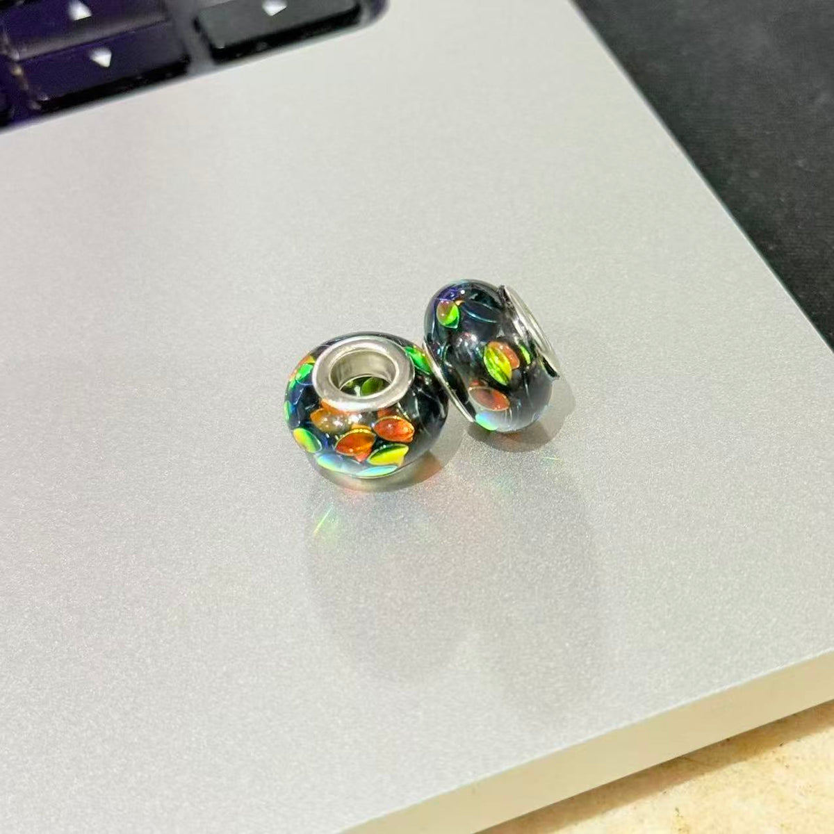 Large-hole sequin beads-V